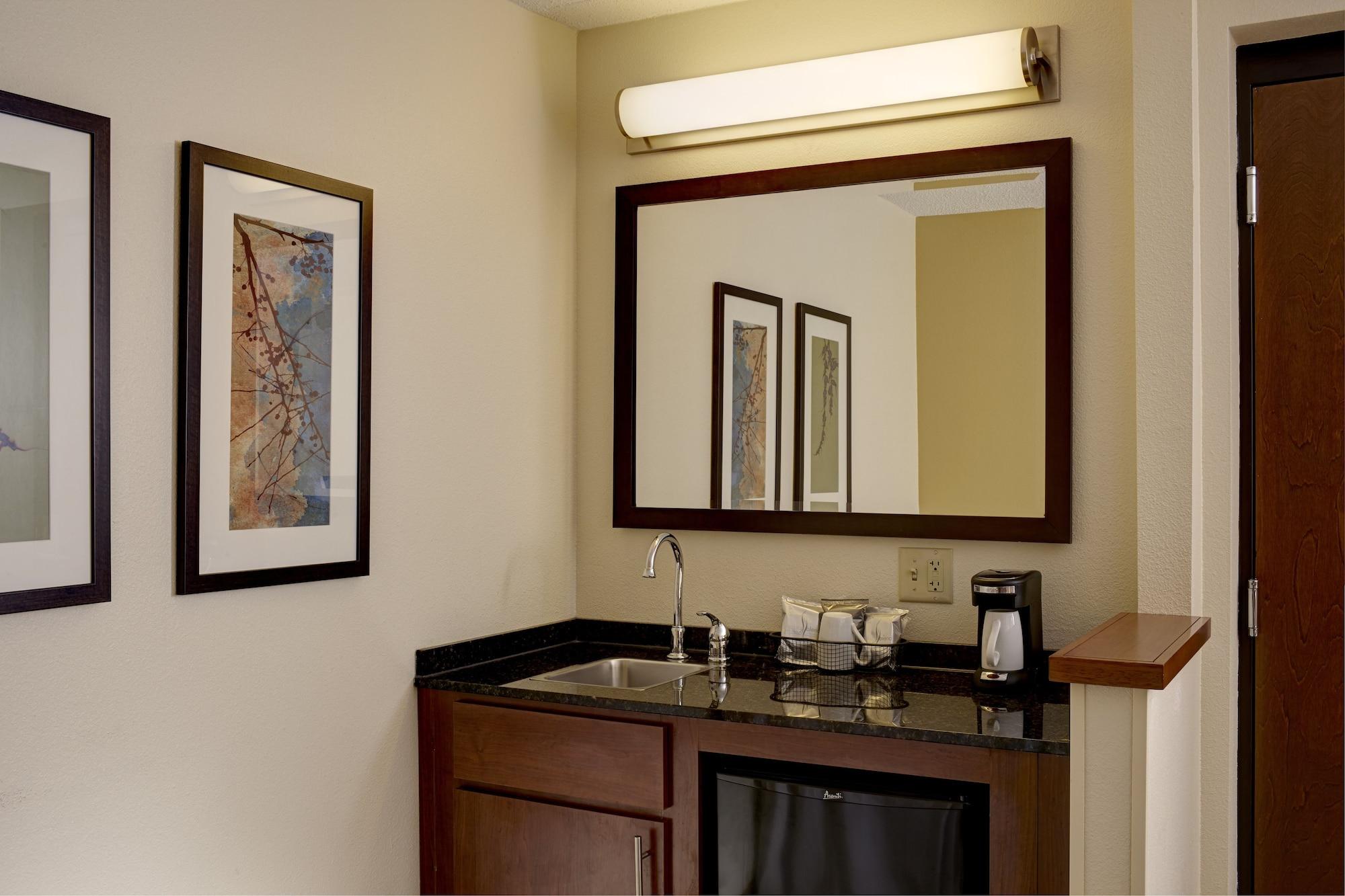 ไฮแอท เพลซ อินเดียนาโพลิส แอร์พอร์ต Hotel ภายนอก รูปภาพ