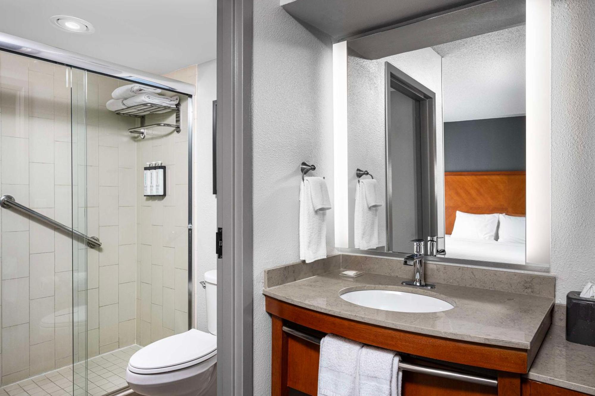 ไฮแอท เพลซ อินเดียนาโพลิส แอร์พอร์ต Hotel ภายนอก รูปภาพ